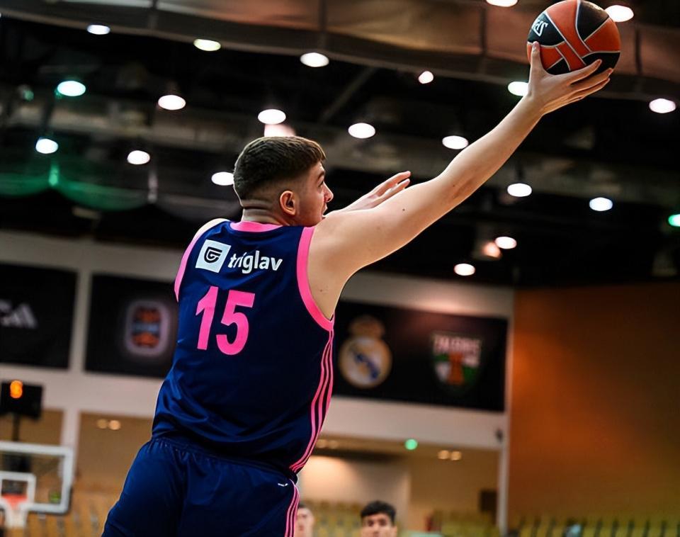 官方网站-塞尔维亚内线新星将参加NBA选秀大会,他可能是神秘的潜力股?